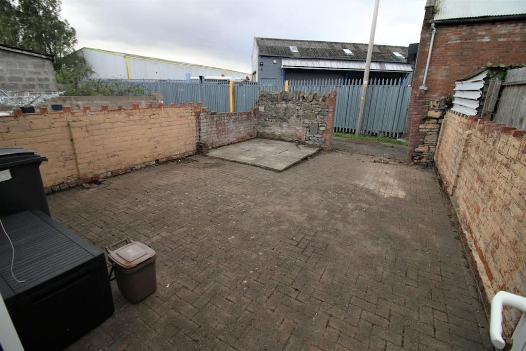 Large Modern House By Property Promise Cardiff Dış mekan fotoğraf
